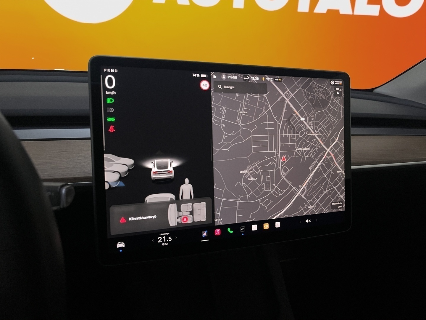 TESLA Model Y 2023