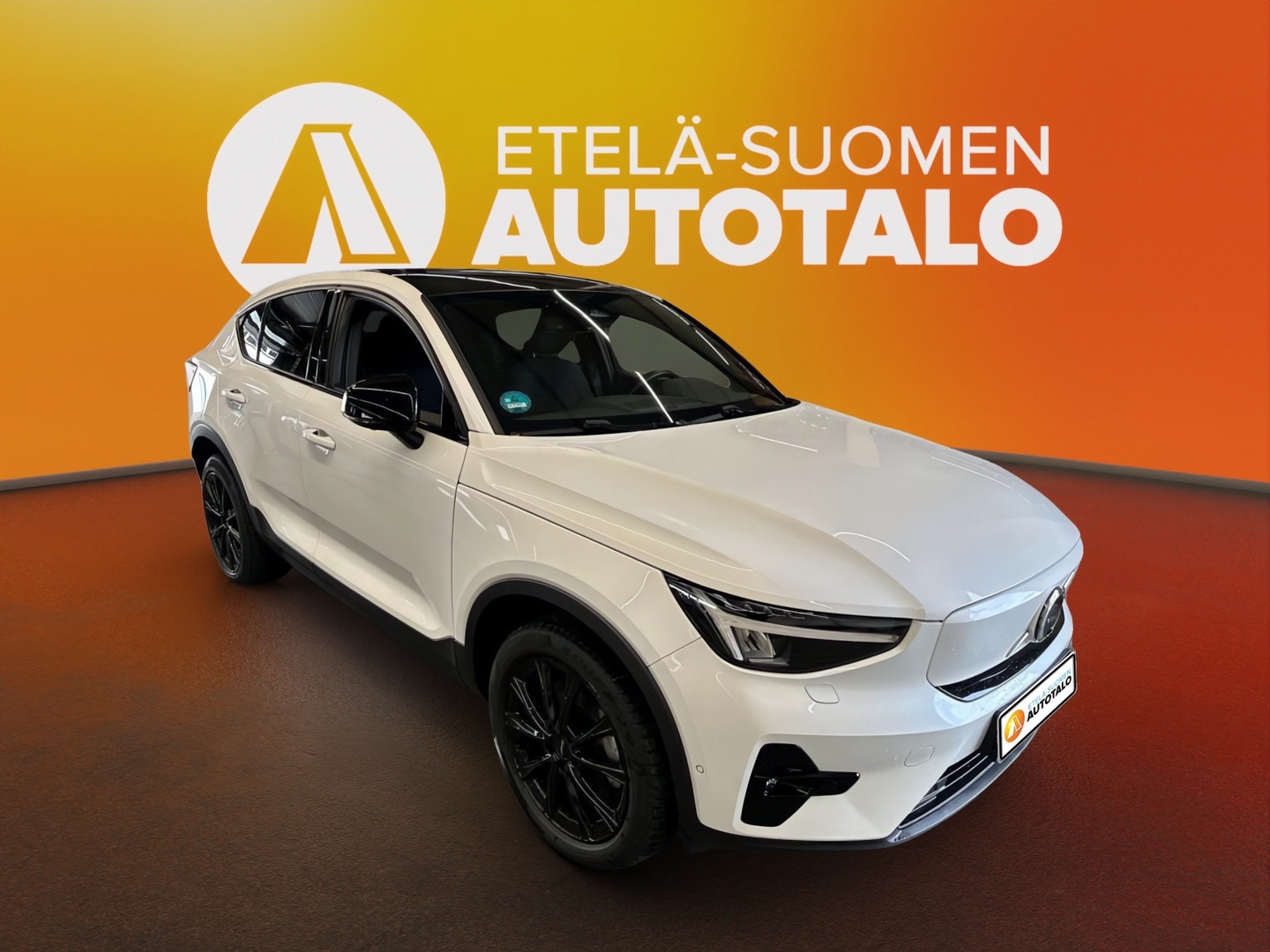 VOLVO C40 2024