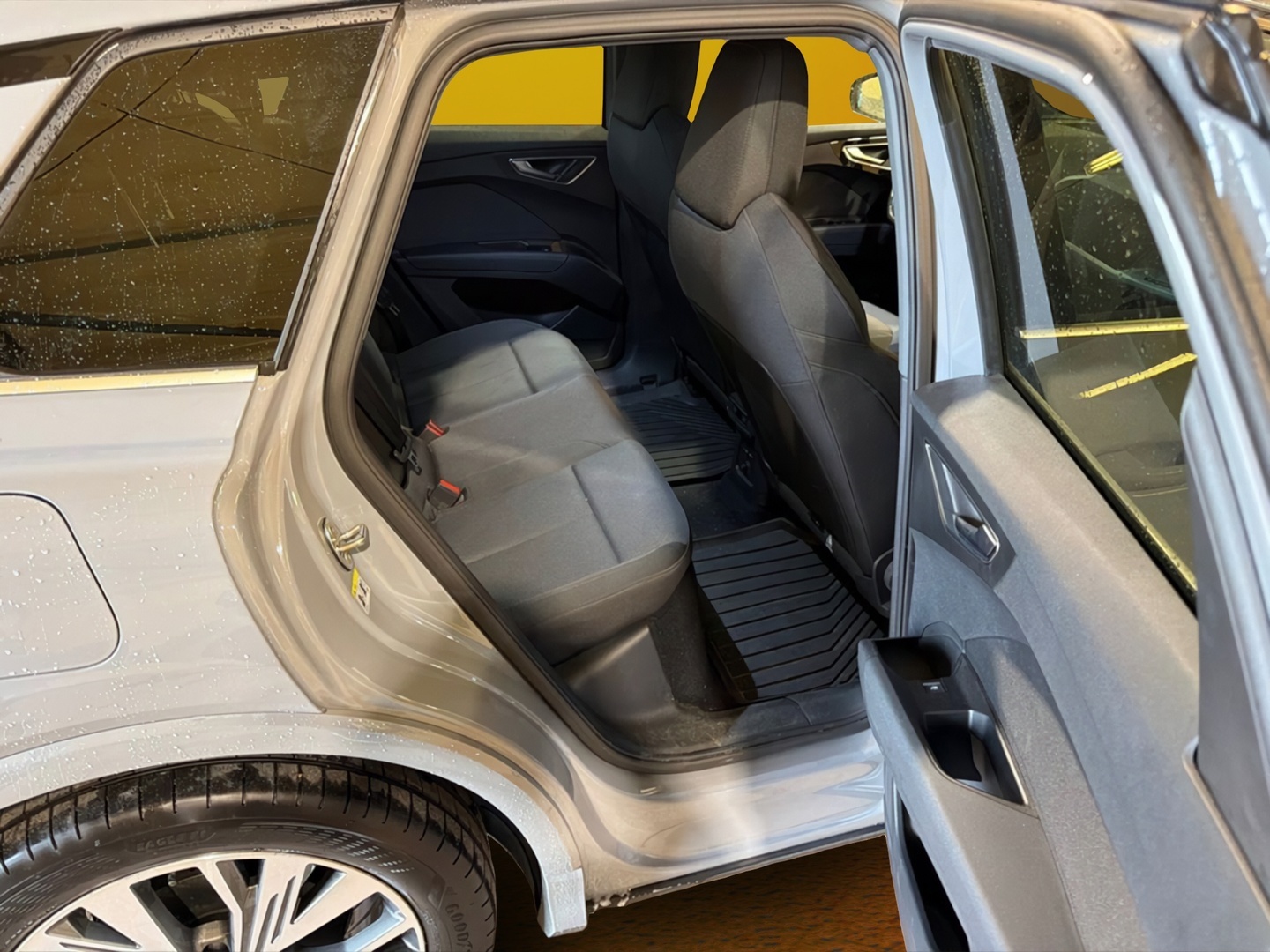 AUDI Q4 e-tron 2023