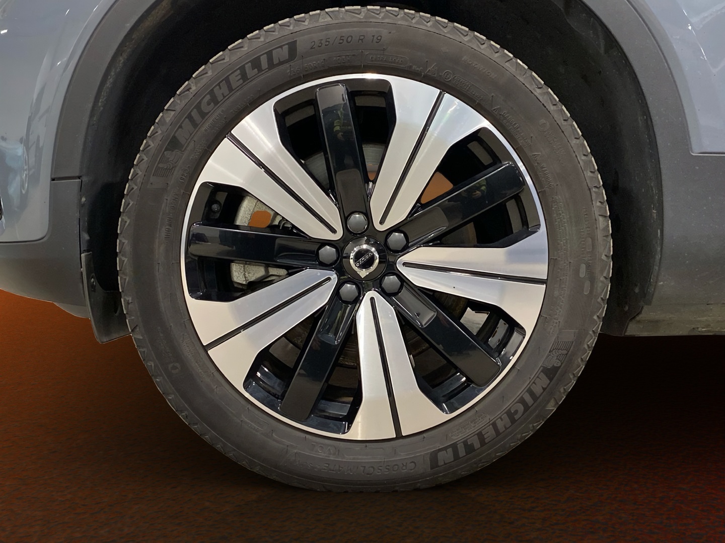 VOLVO C40 2023