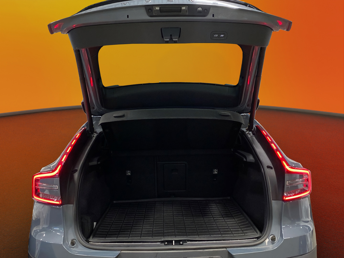 VOLVO C40 2023