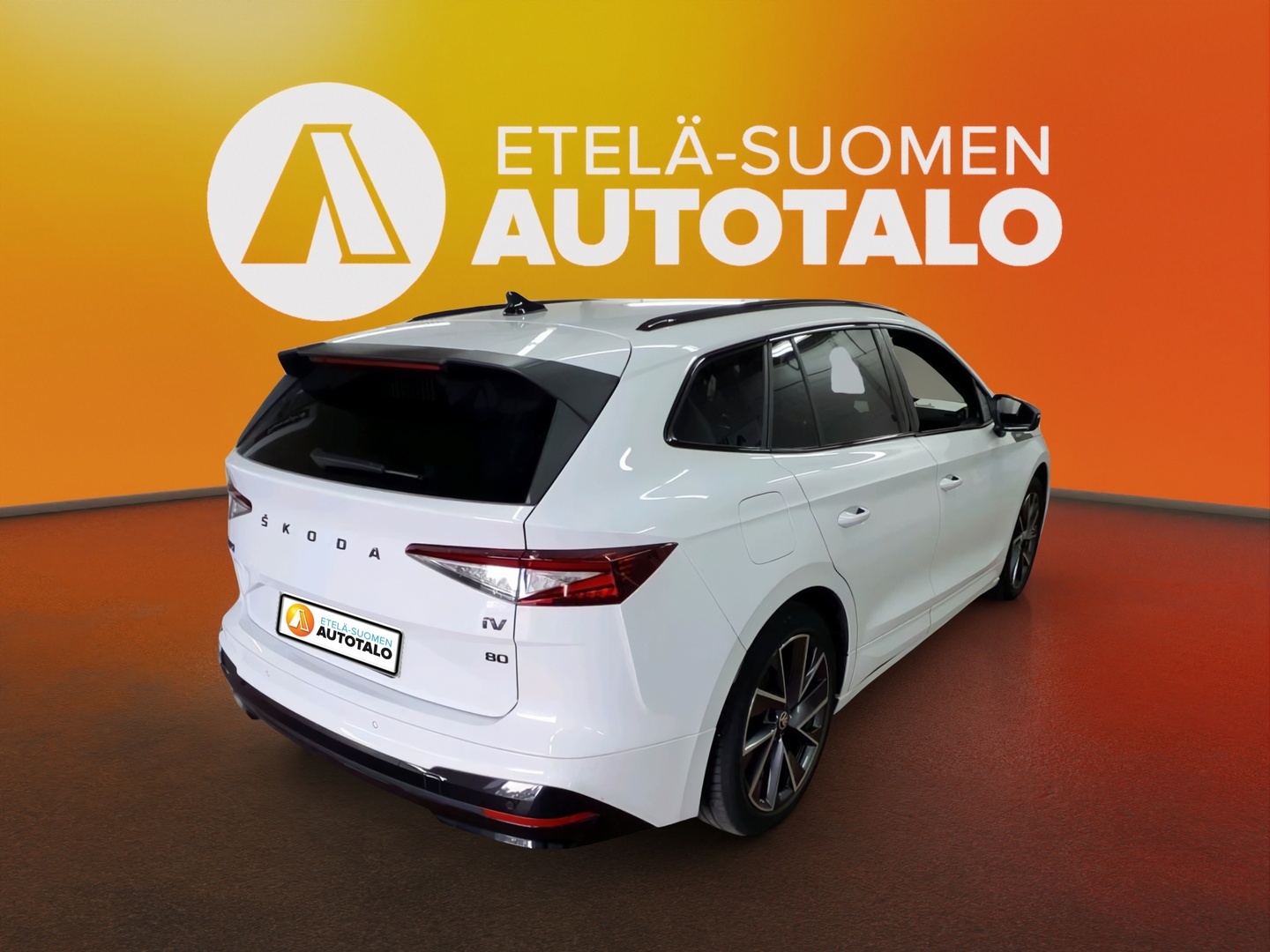 SKODA Enyaq 2023