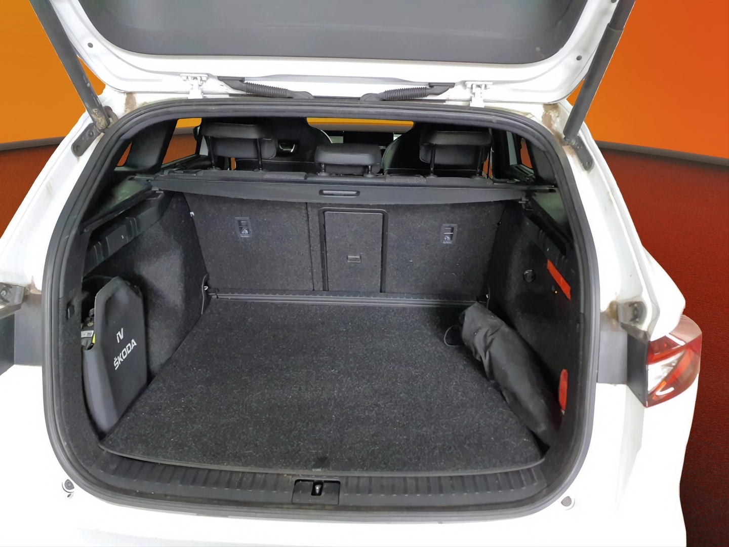 SKODA Enyaq 2023