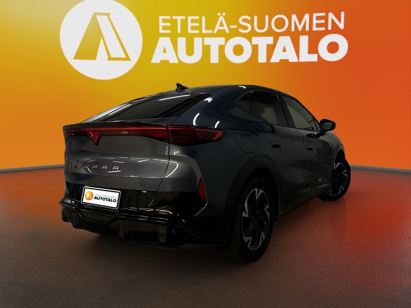 CUPRA Tavascan 3