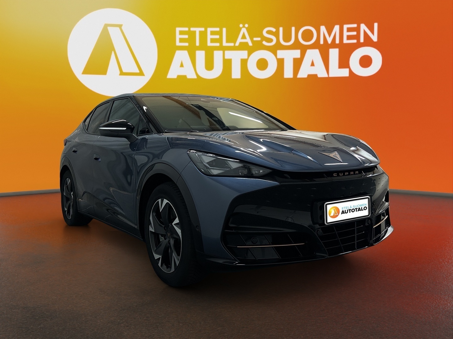 CUPRA Tavascan 4