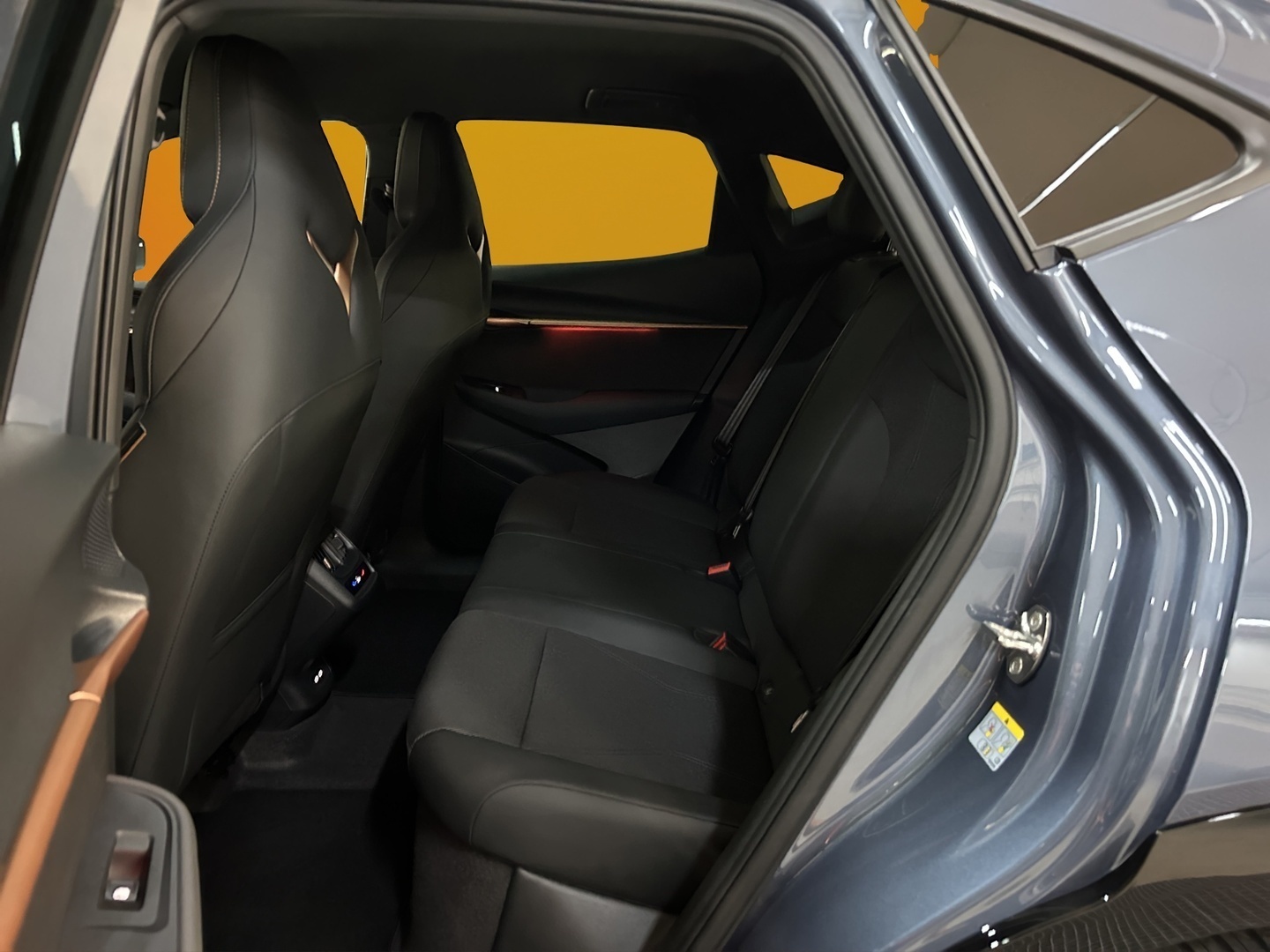CUPRA Tavascan 6