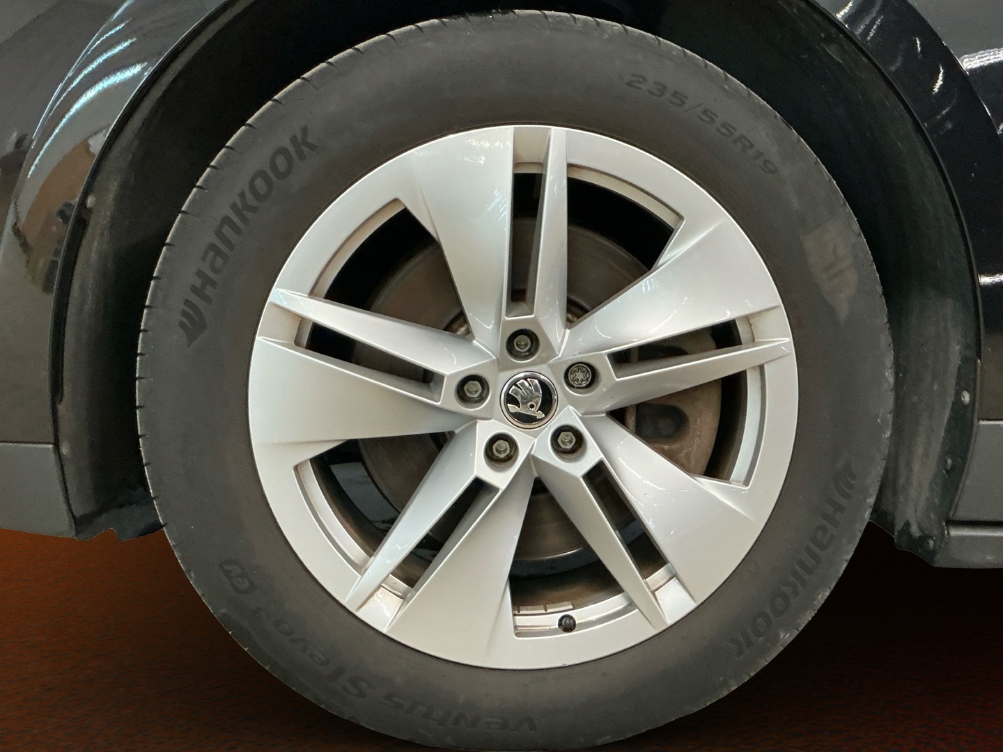 SKODA Enyaq 2023