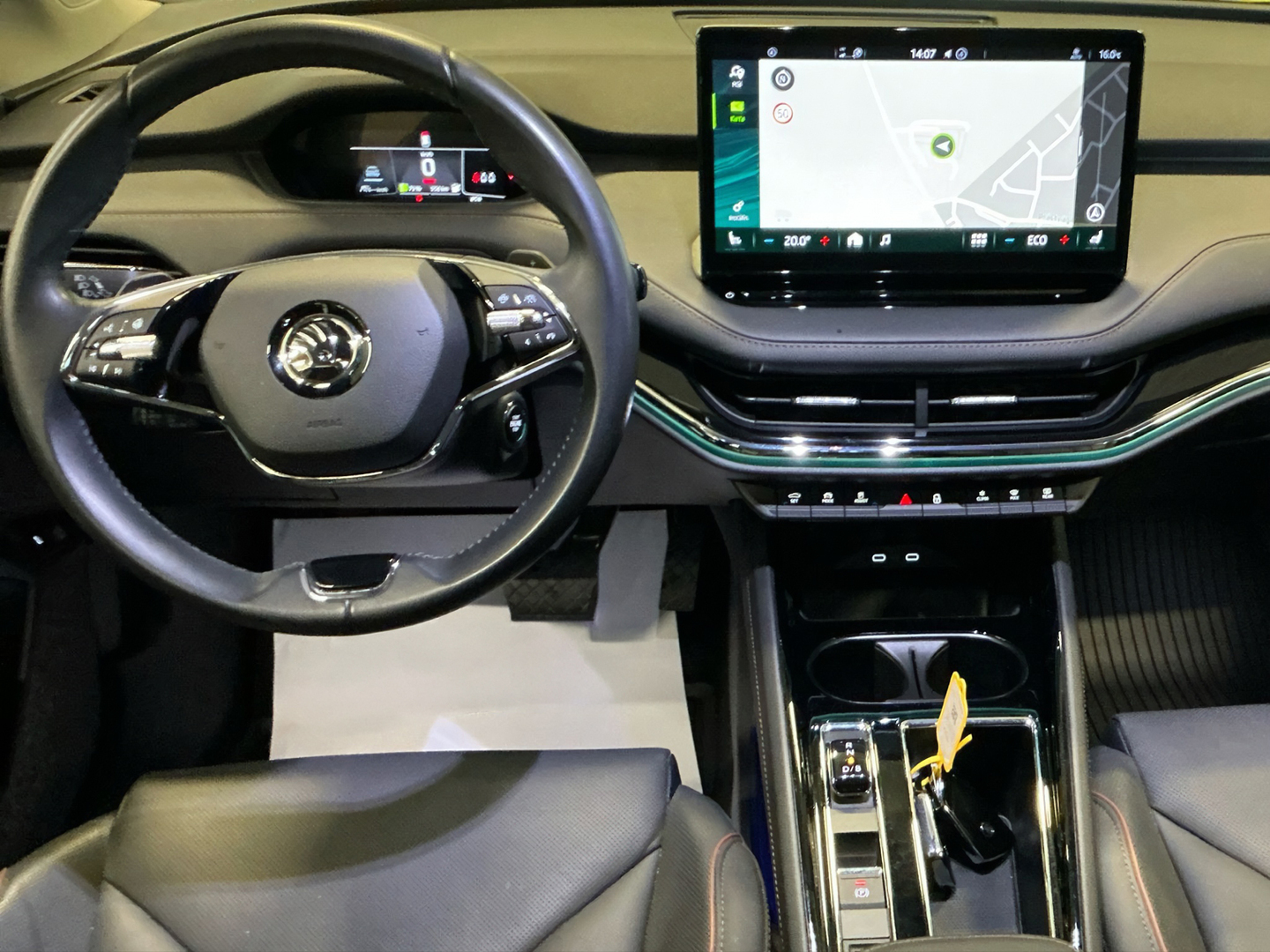 SKODA Enyaq 2023