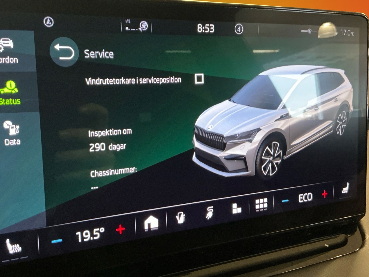 SKODA Enyaq 2023