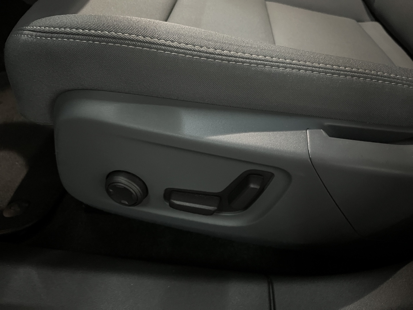 POLESTAR 2 23