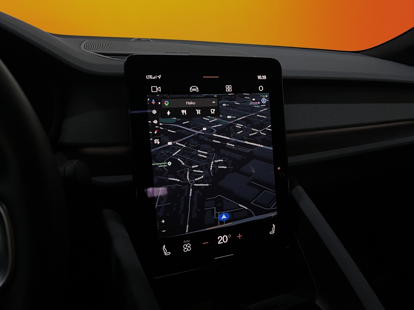 POLESTAR 2 8