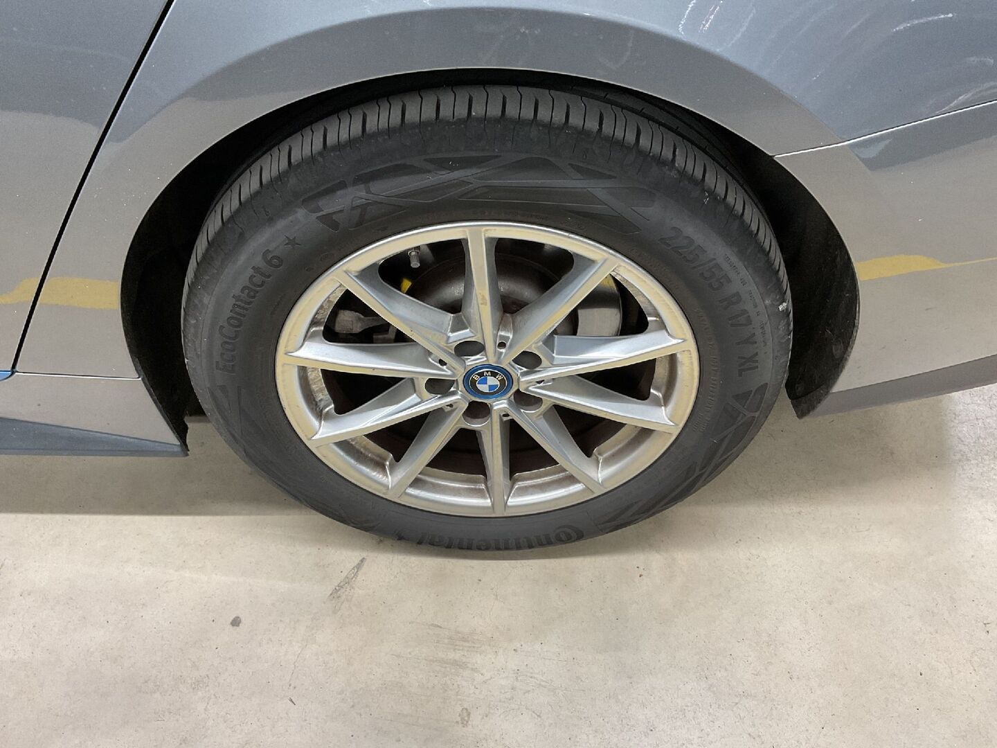BMW i4 2023