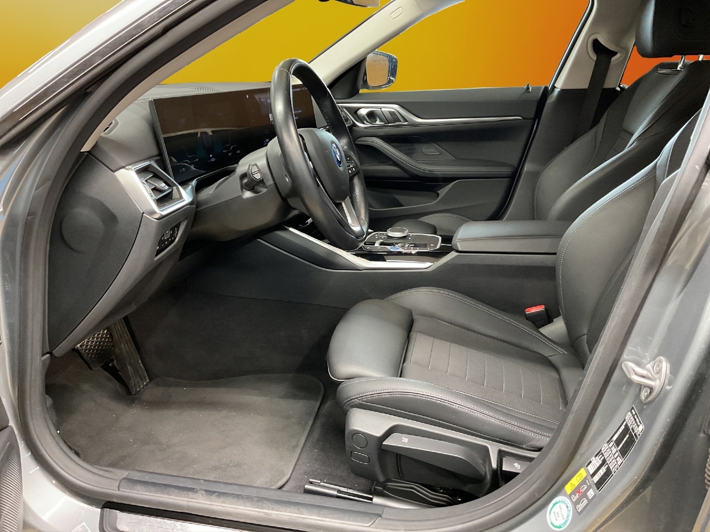 BMW i4 2023