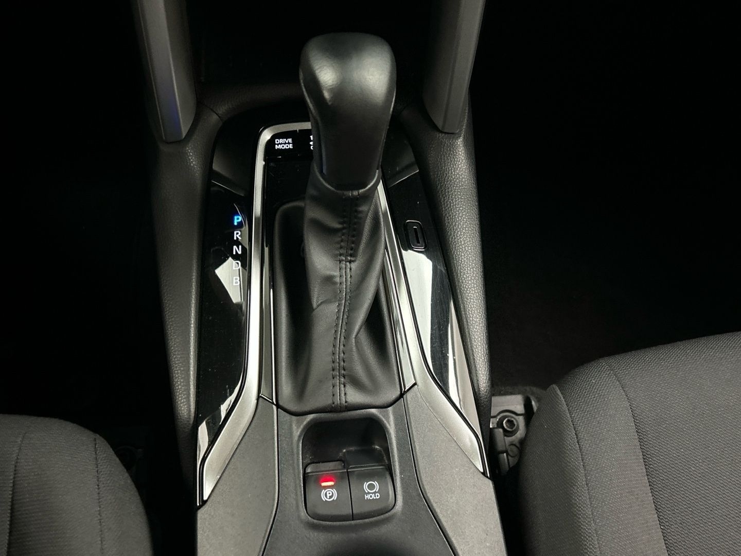 TOYOTA Corolla Cross 2023