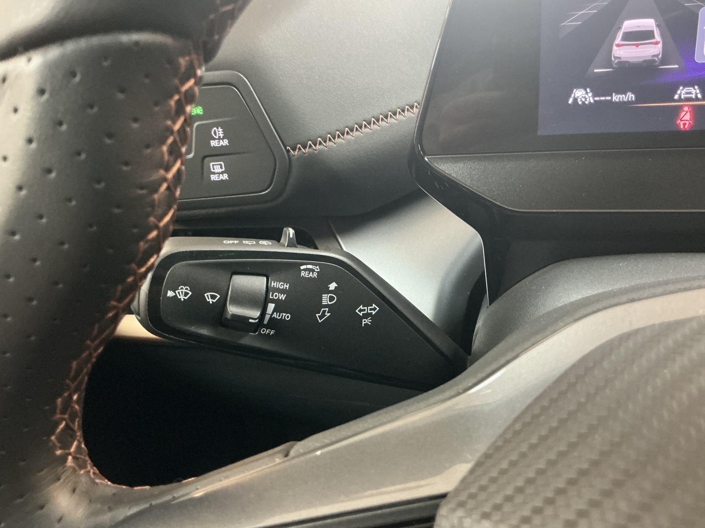 CUPRA Born 12