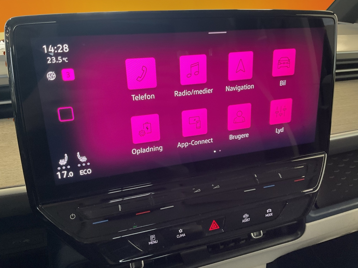VOLKSWAGEN ID. Buzz 15