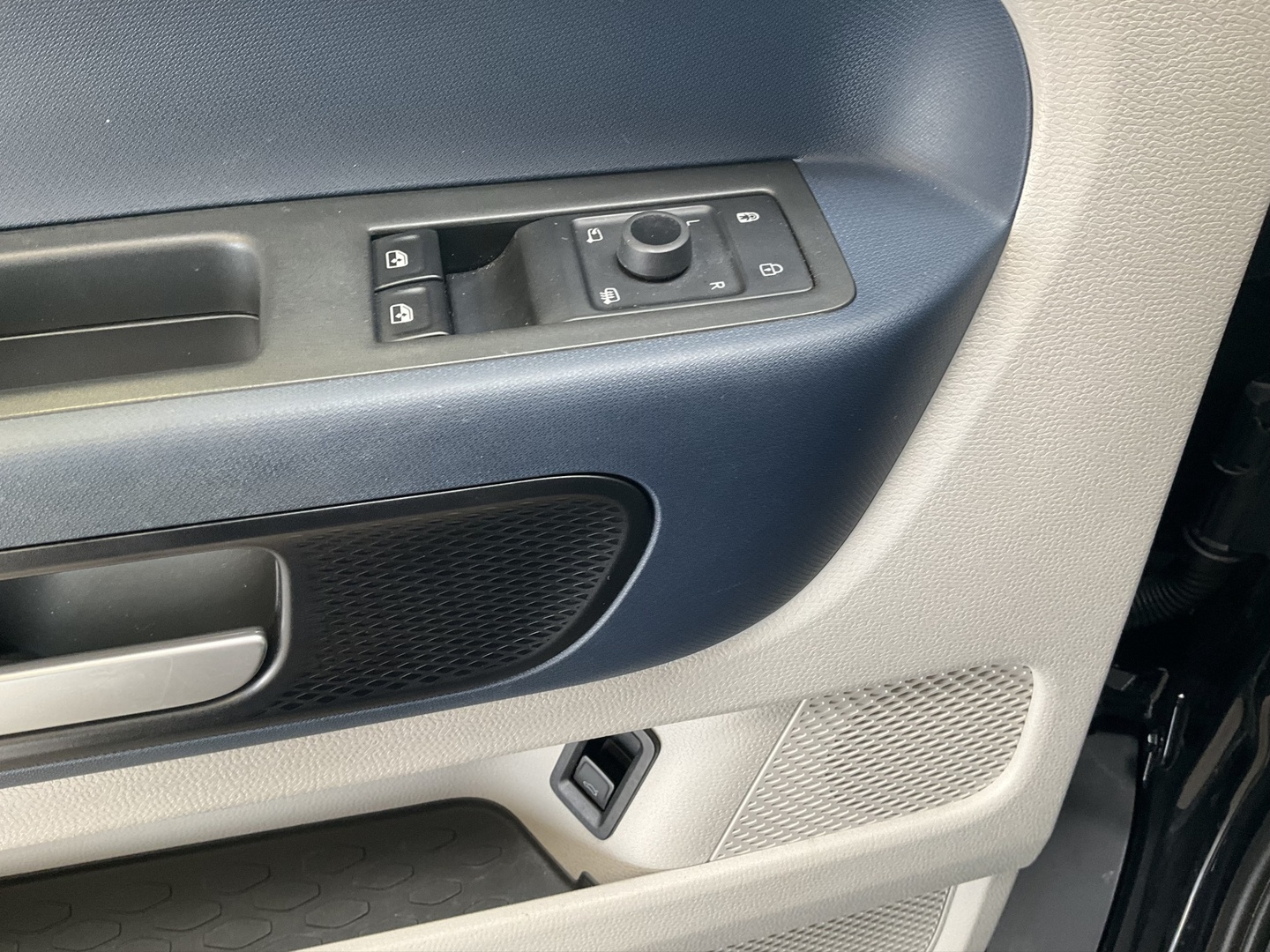 VOLKSWAGEN ID. Buzz 18