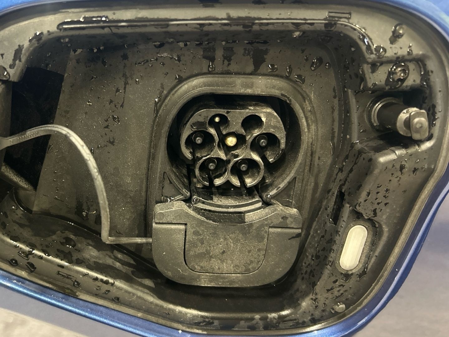 VOLKSWAGEN Passat 2025