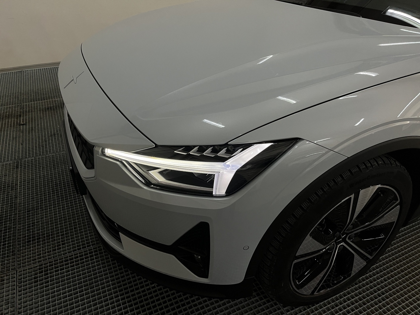 POLESTAR 2 3