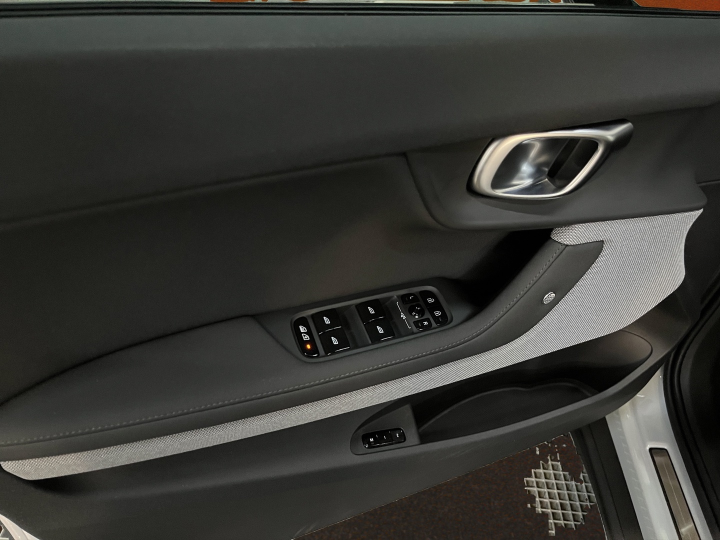 POLESTAR 2 6