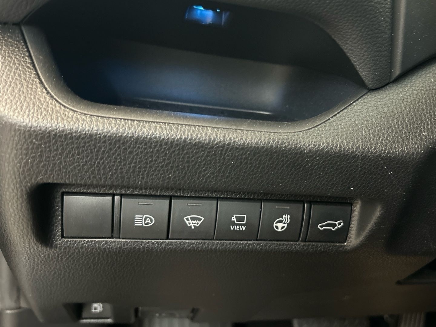 TOYOTA RAV4 Plug-in 15