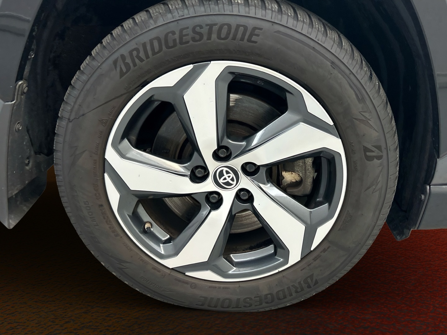 TOYOTA RAV4 Plug-in 23