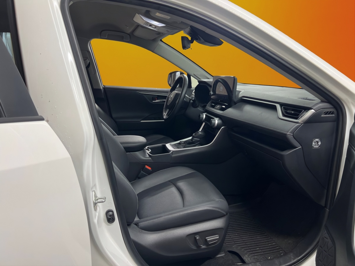 TOYOTA RAV4 7
