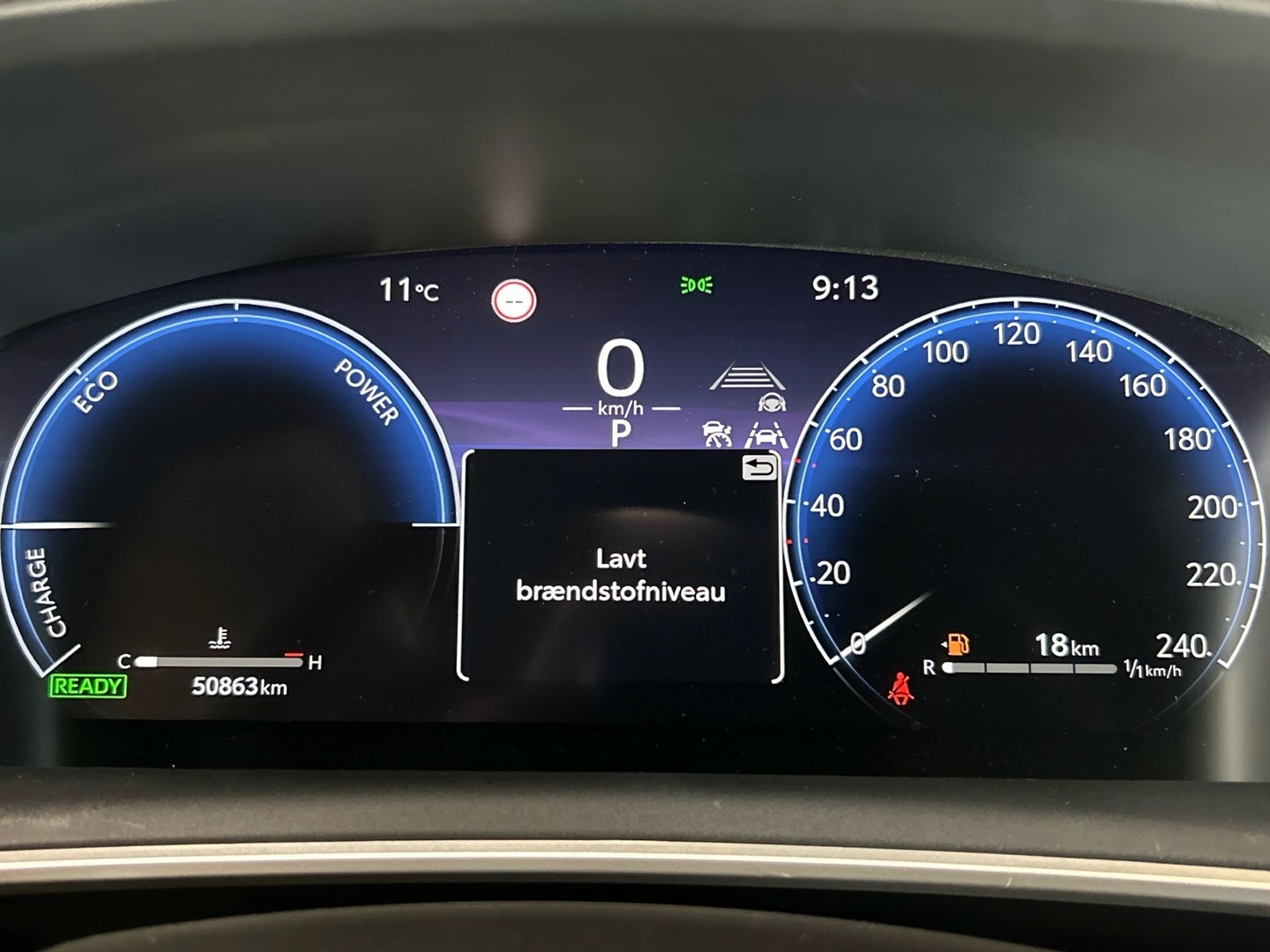 TOYOTA Corolla Cross 10