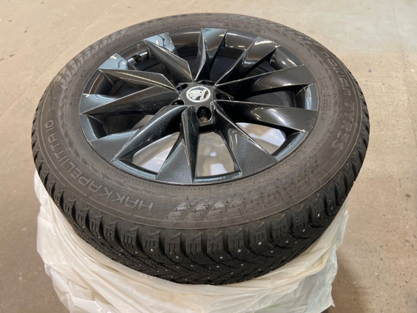 SKODA Enyaq 17