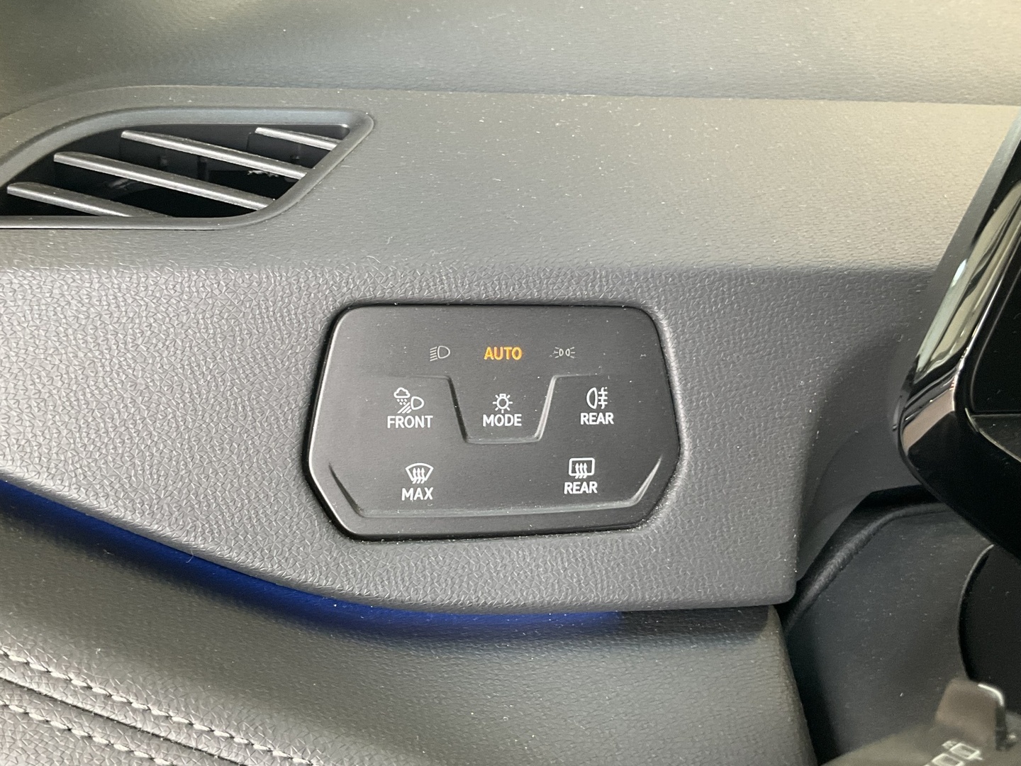 VOLKSWAGEN ID.3 2025