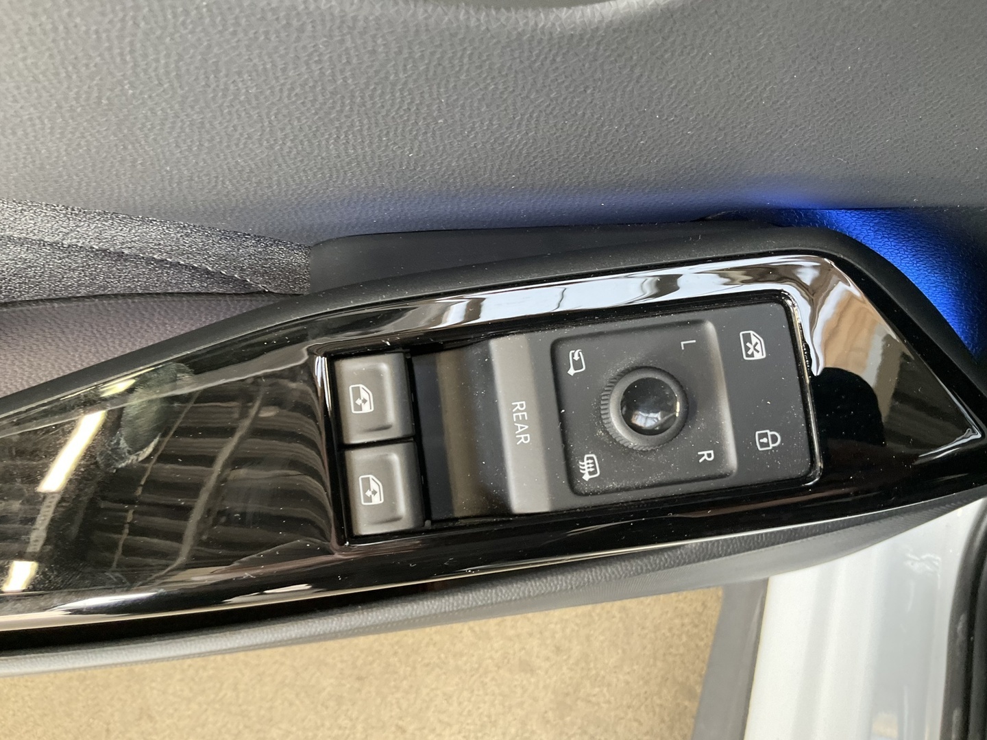 VOLKSWAGEN ID.3 2025