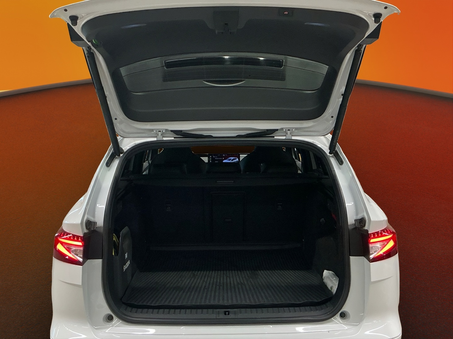 SKODA Enyaq 2023