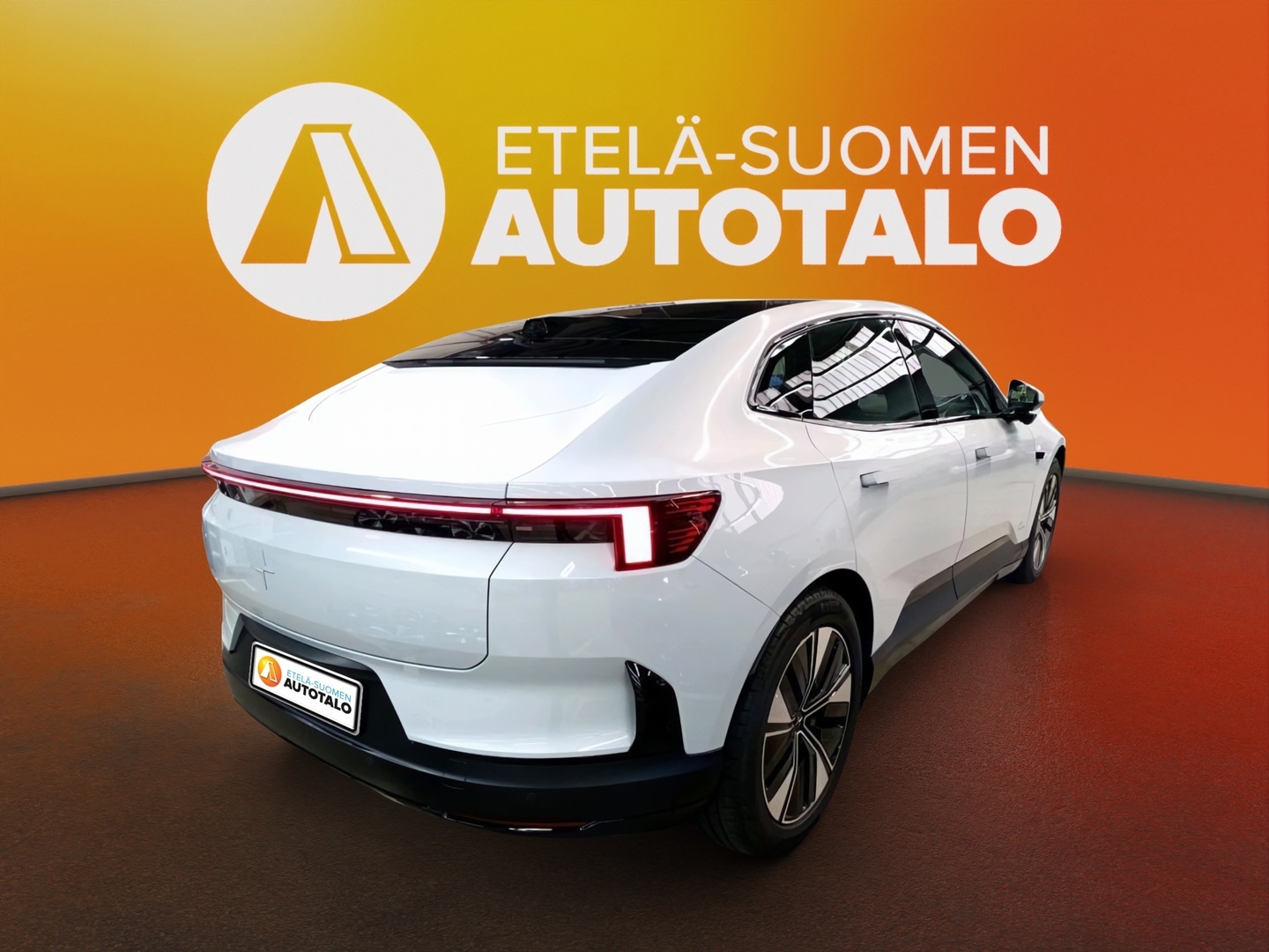 POLESTAR 4 2025