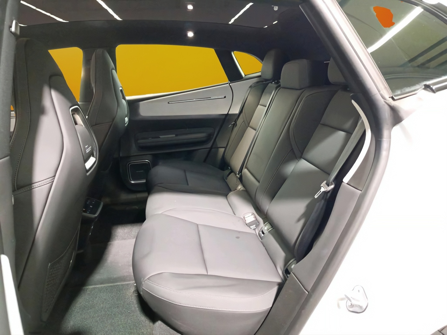 POLESTAR 4 2025