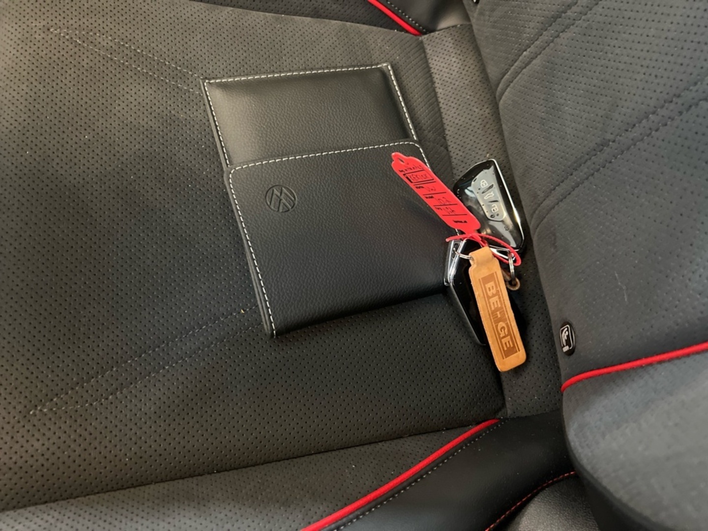 VOLKSWAGEN ID.7 2025
