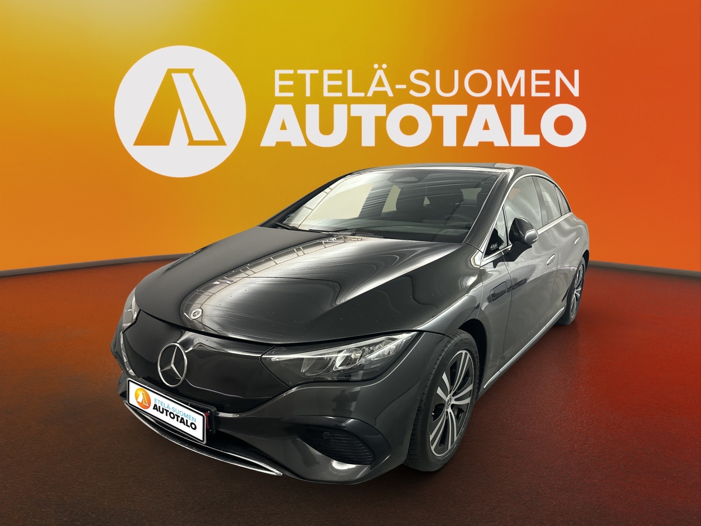 MERCEDES-BENZ EQE 2024