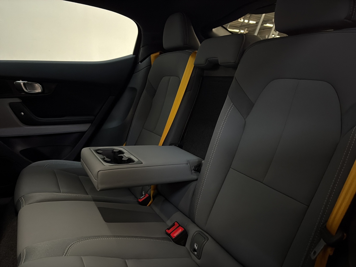 POLESTAR 2 32