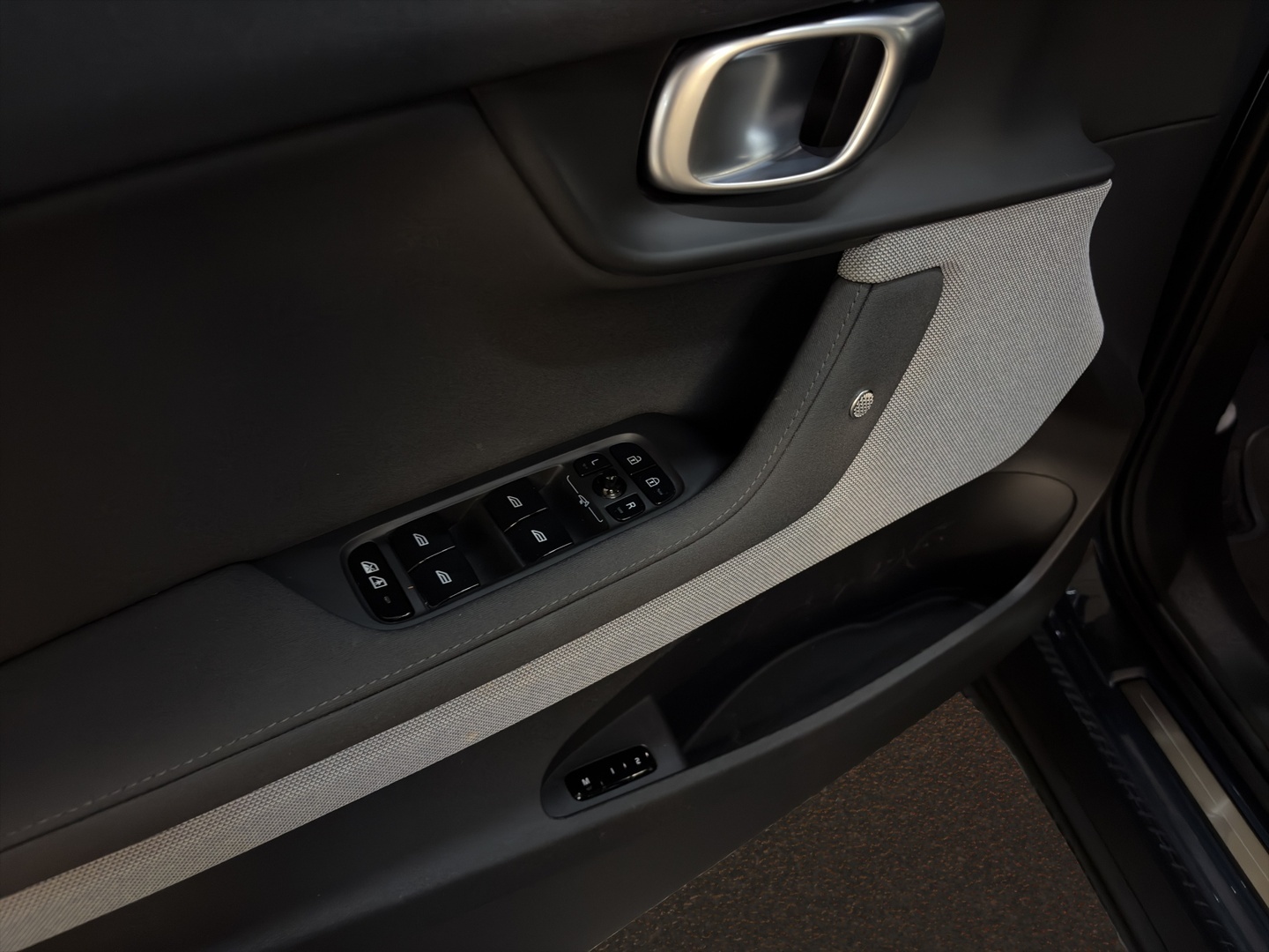 POLESTAR 2 6