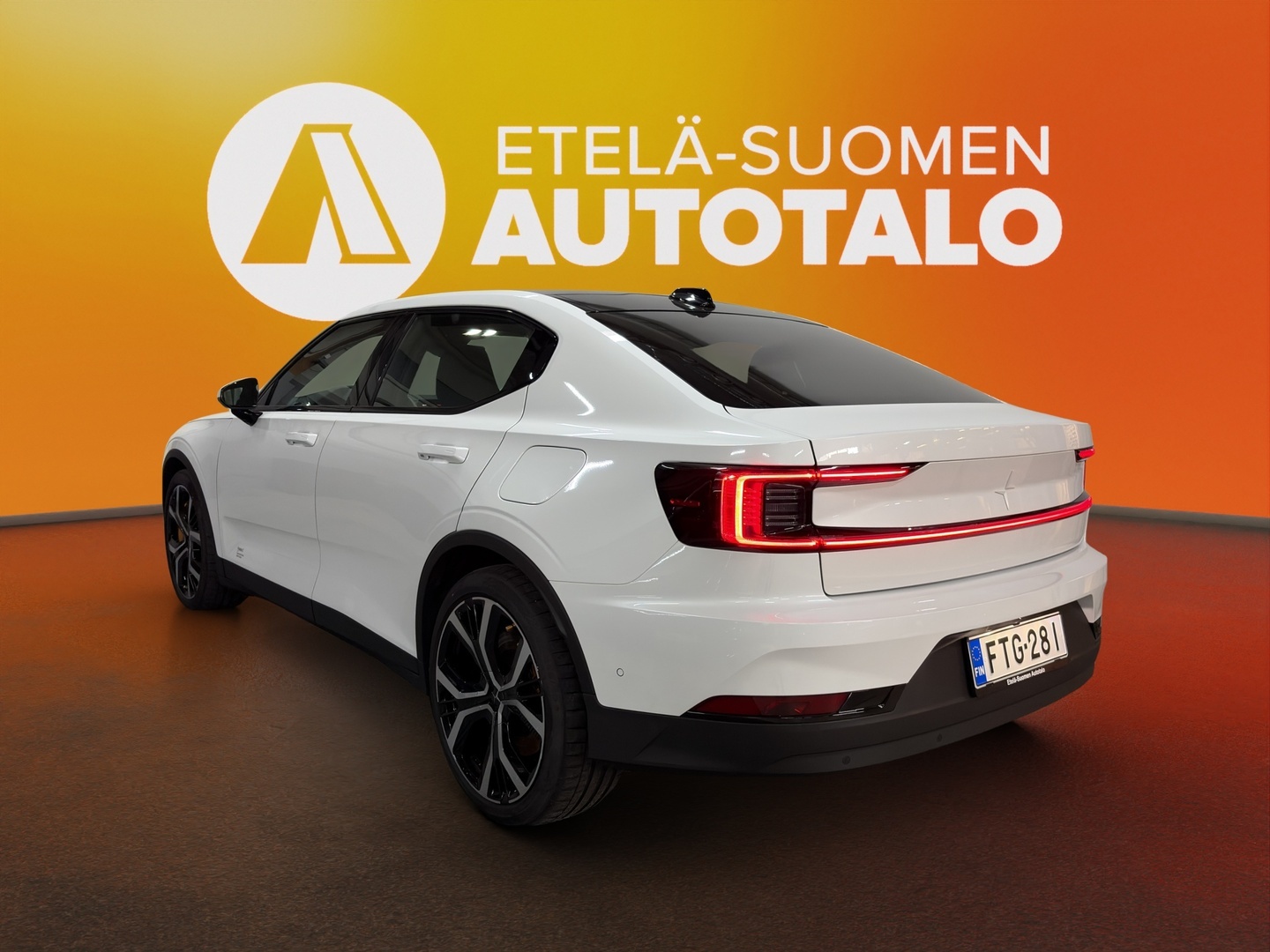 POLESTAR 2 23