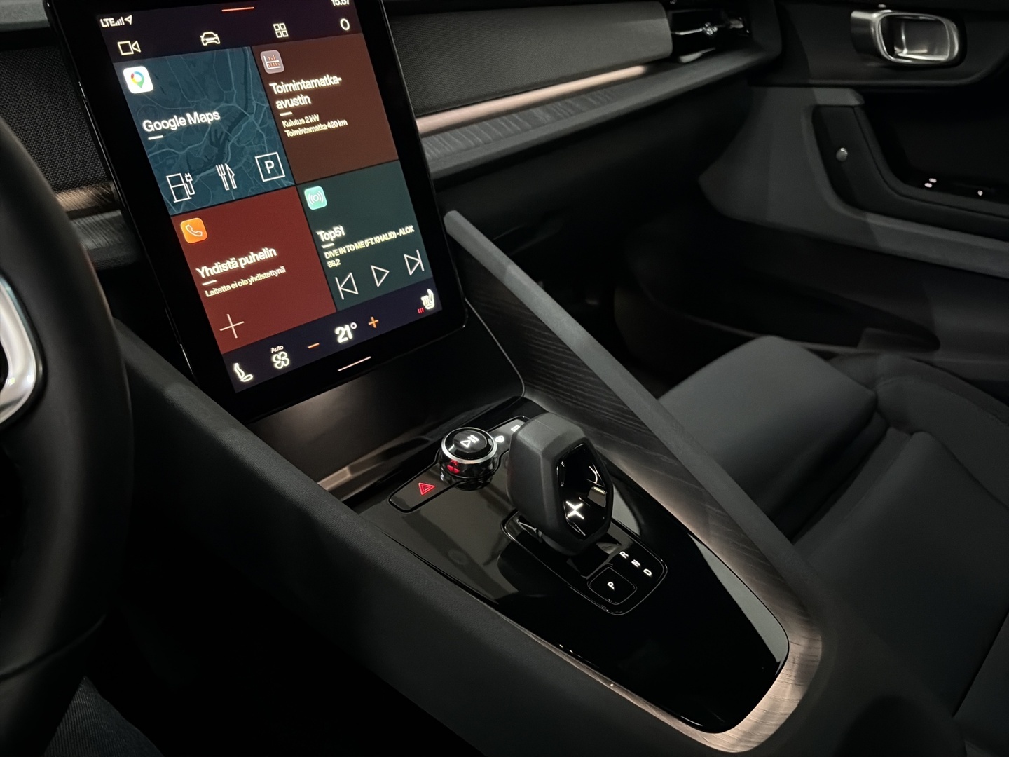POLESTAR 2 26
