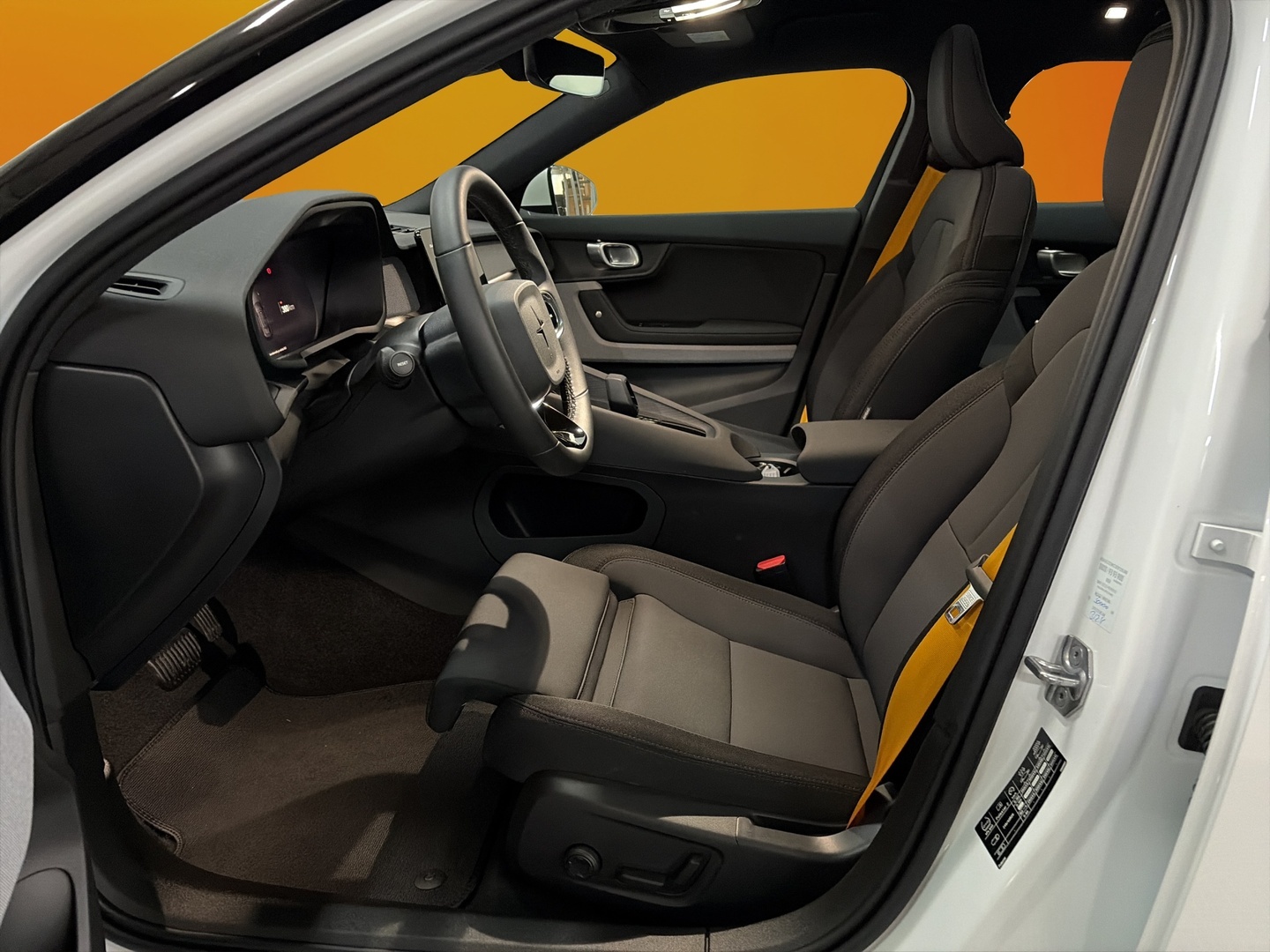 POLESTAR 2 5