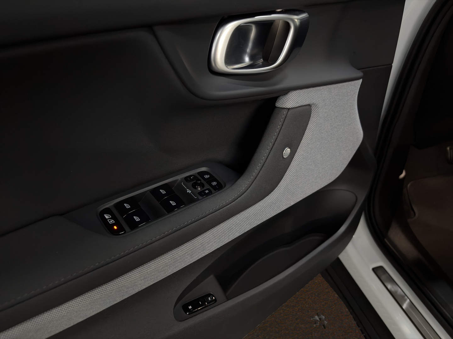 POLESTAR 2 6