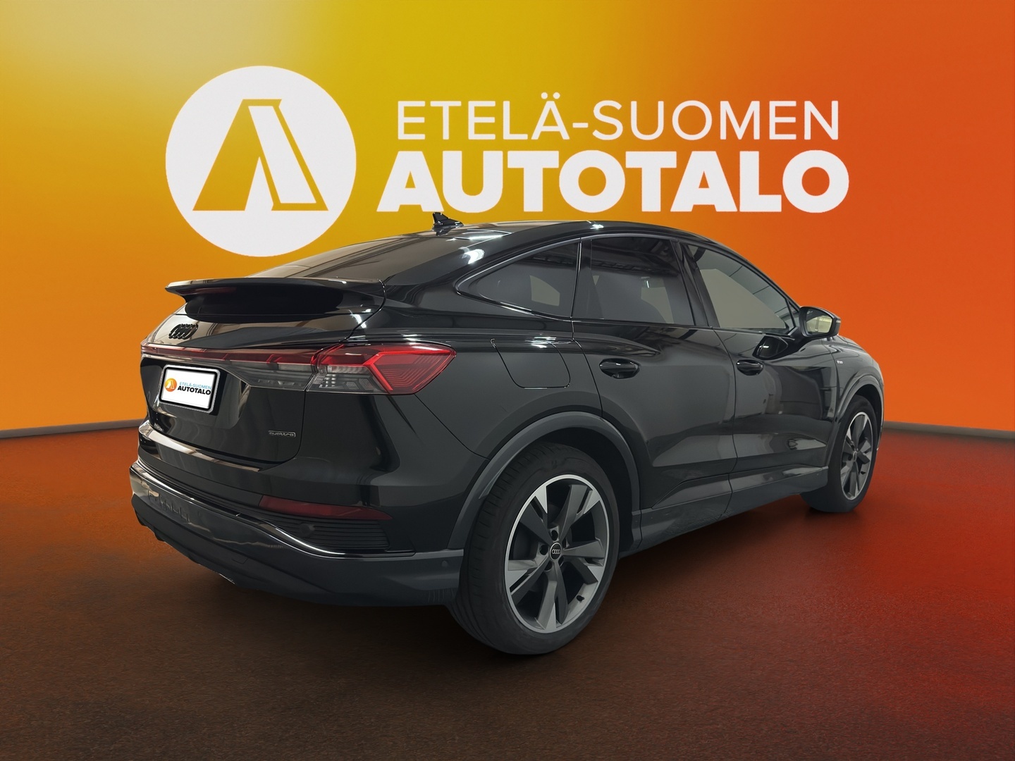 AUDI Q4 e-tron 2023
