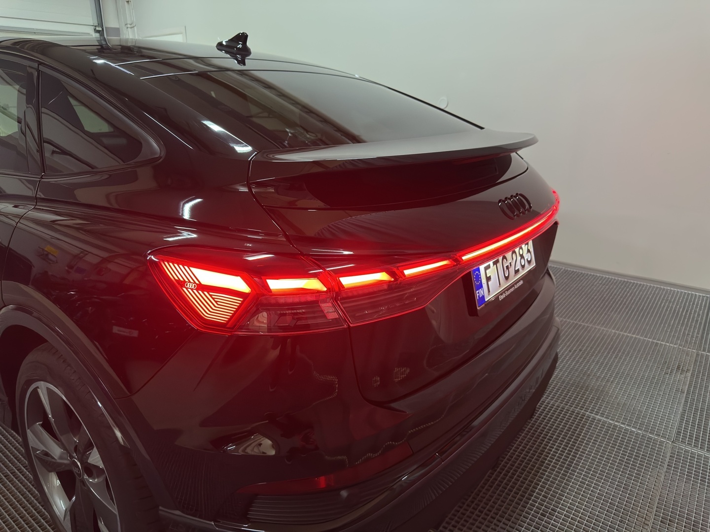AUDI Q4 e-tron 2023