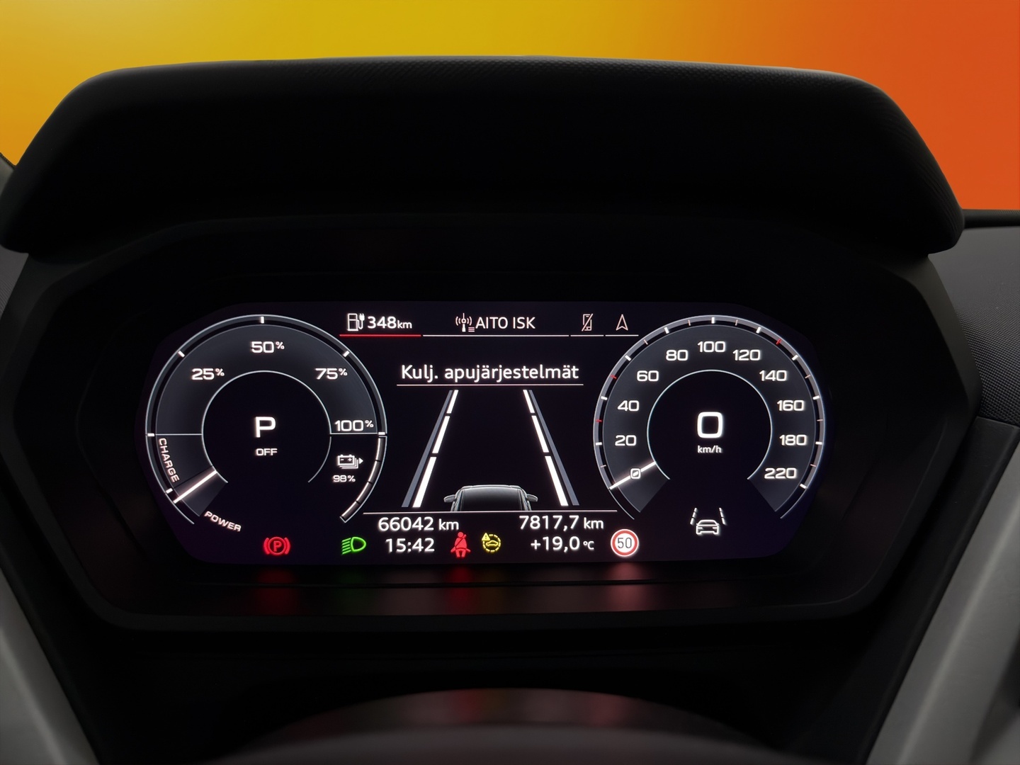 AUDI Q4 e-tron 2023