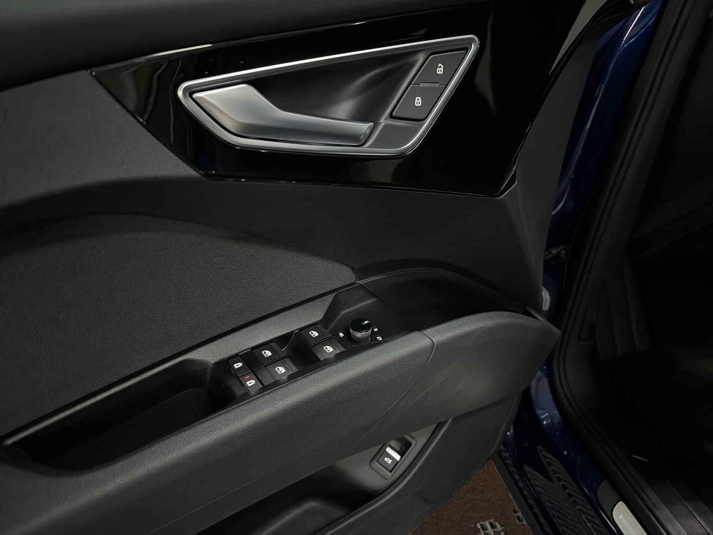 AUDI Q4 e-tron 2023