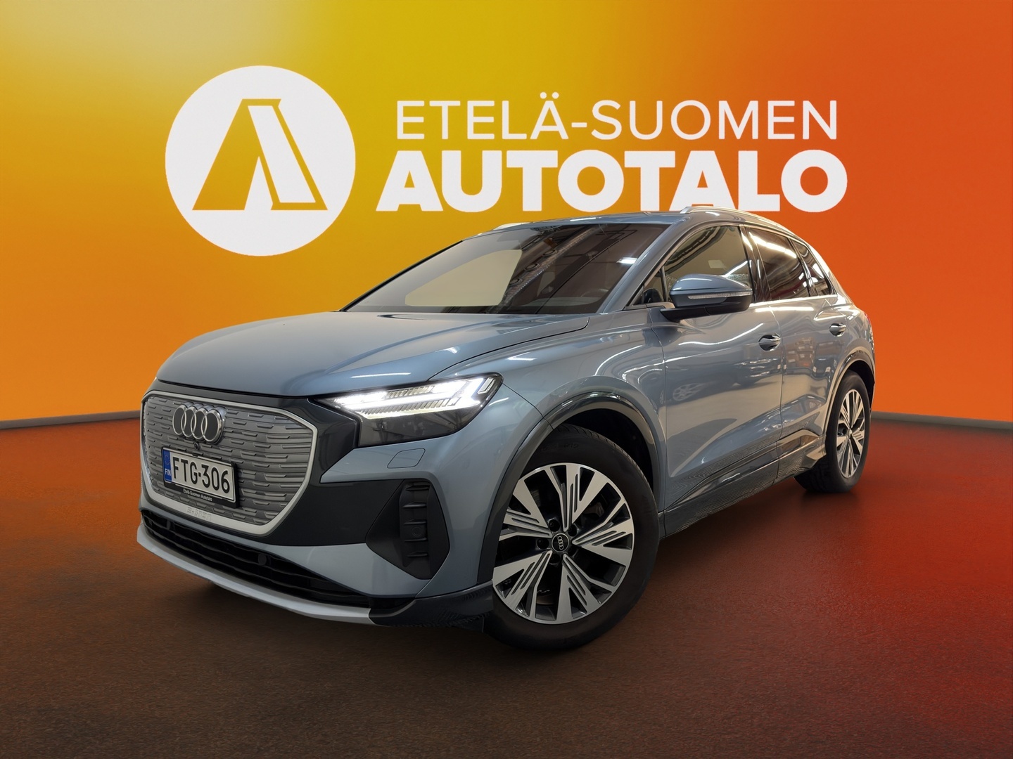 AUDI Q4 e-tron 2022