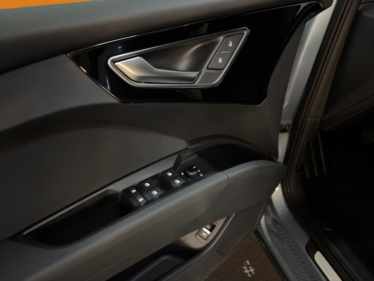 AUDI Q4 e-tron 2022