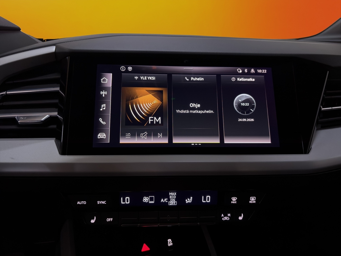 AUDI Q4 e-tron 2022
