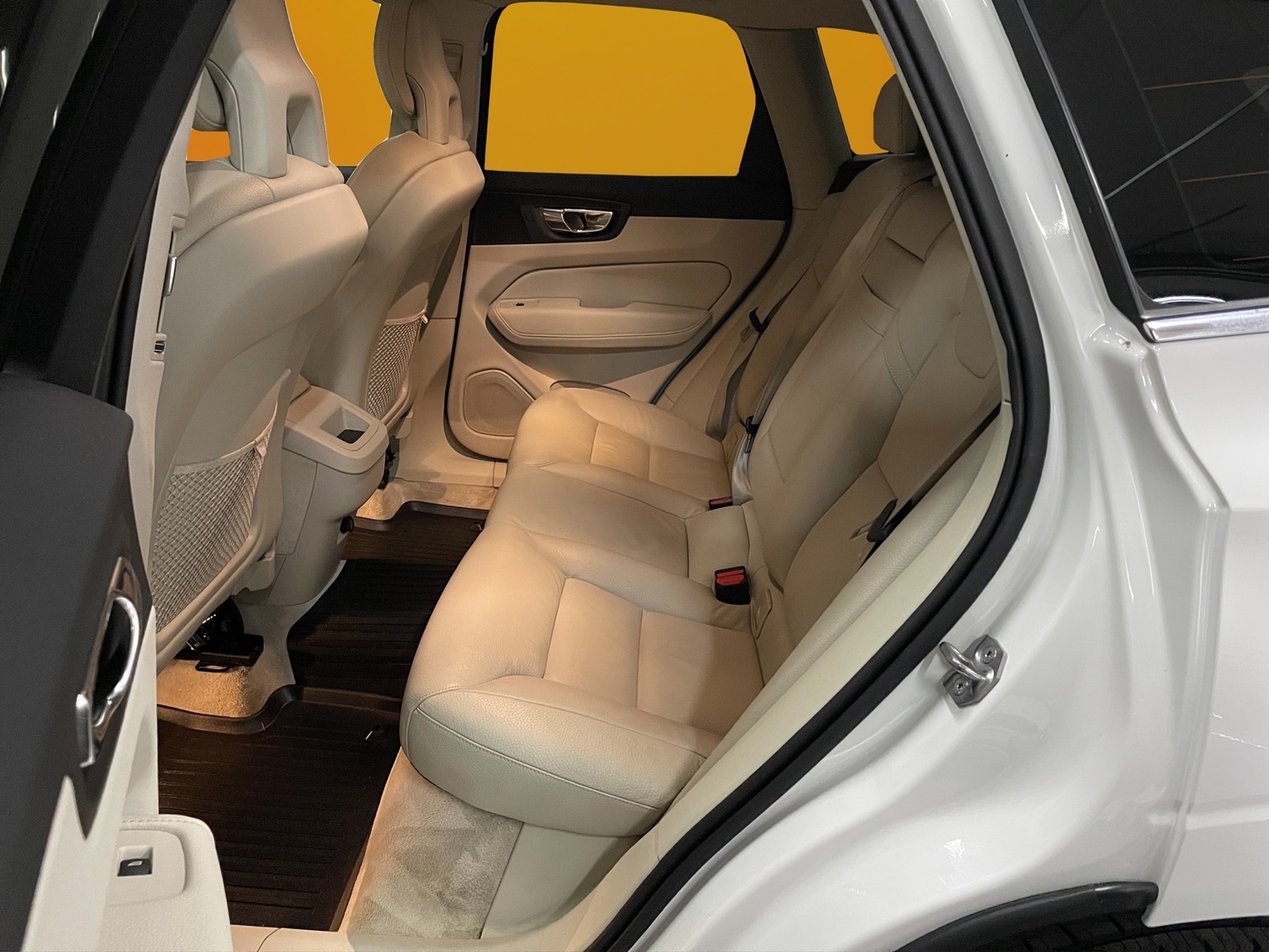 VOLVO XC60 2018